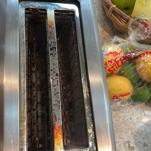 Toaster - Picture 4 of 4